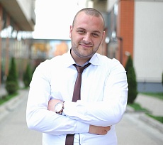 Максим
